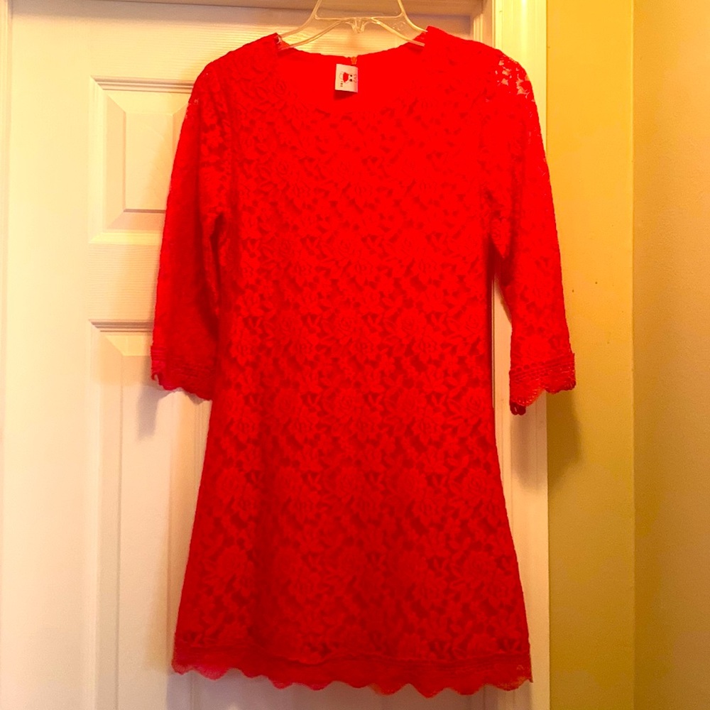 Gently used, Girl’s ❤️ Formal ❤️ Red ❤️ Lace ❤️ Dress